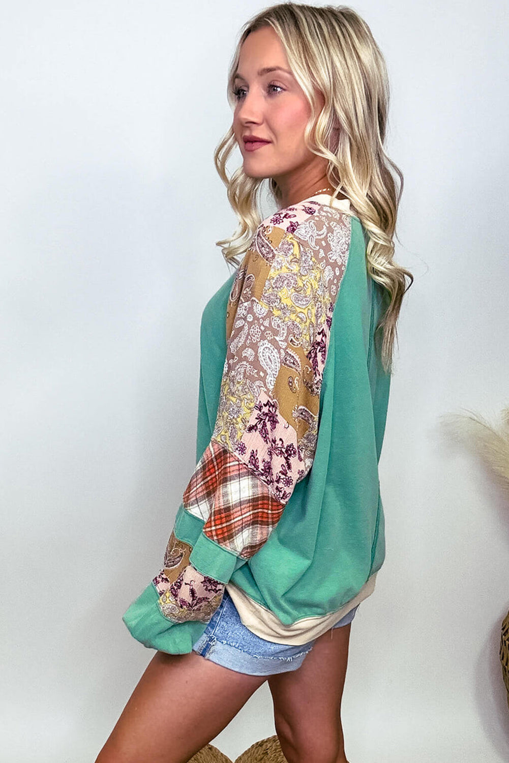 Sky Blue Plus Size Plaid Floral Patchwork Raglan Sleeve Sweatshirt