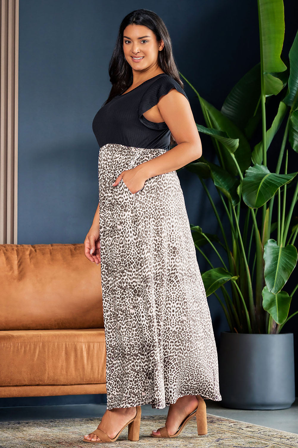 Black Plus Size Rib Leopard Short Sleeve Maxi Dress