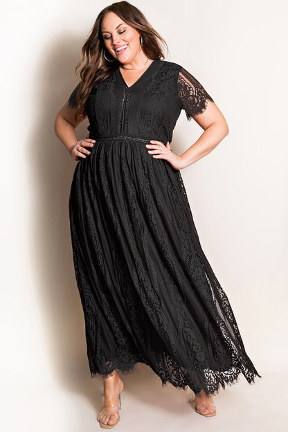 Black Eyelash Lace Short Sleeve Curvy Maxi Dress