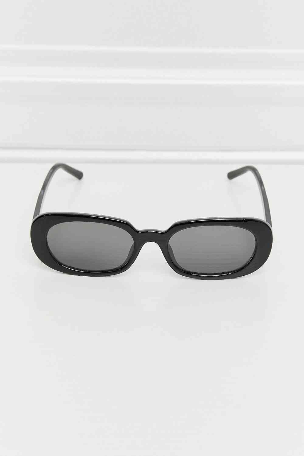 Oval Full Rim Sunglasses